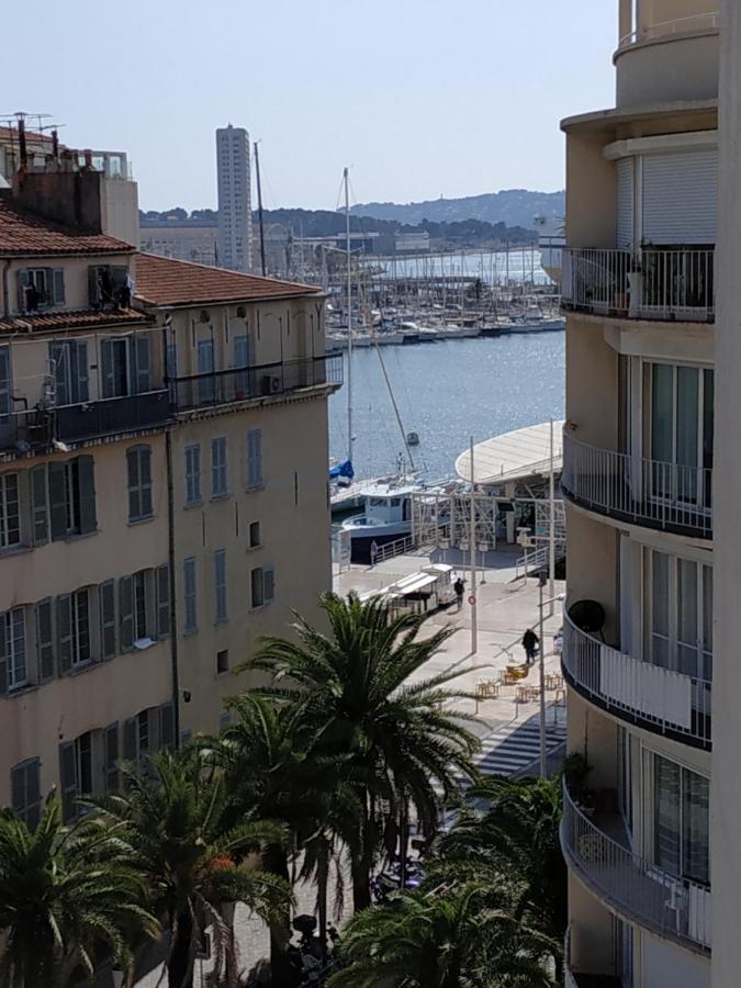 Apartamento La FAROTO - T3 - 61m2 - 4 étoiles, idéalement placé dans le centre historique, vue port, balcon, WIFI Tolón Exterior foto